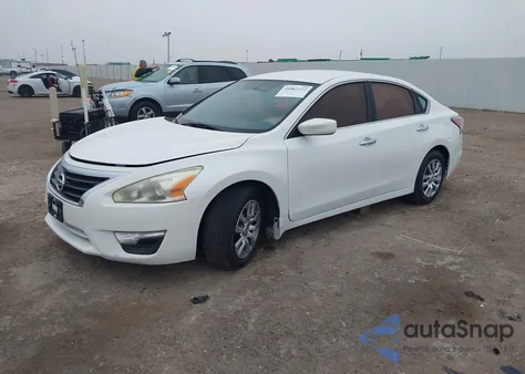 2014 Nissan Altima 2.5 S z USA, uszkodzony, nr VIN 1N4AL3AP5EN369218
